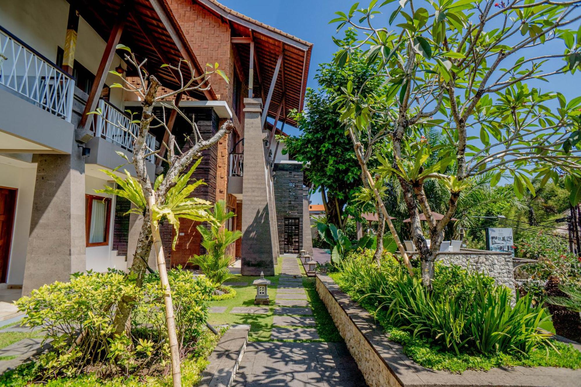 Djabu Echo Beach Hotel Canggu  Exterior photo